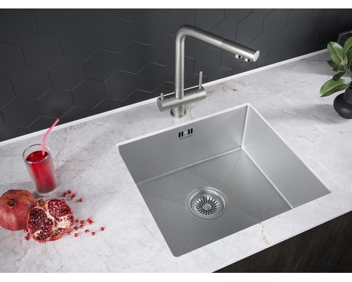 Кухонная мойка Paulmark Lassan 44 PM304444-GM Вороненая сталь