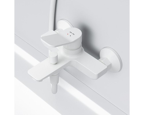 Смеситель для ванны AM.PM X-Joy F85A10033 Белый