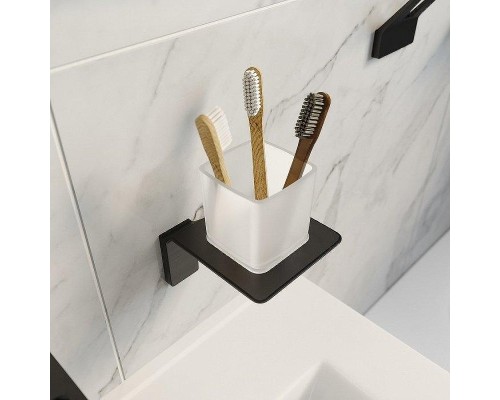 Стакан для зубных щеток Iddis Slide SLIBSG1i45 Черный