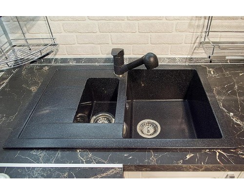 Кухонная мойка GranFest Quadro GF-Q775KL Черная