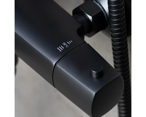 Душевая система Lemark Ursus LM7270BL c термостатом цвет Черный матовый