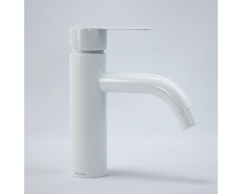 Смеситель для раковины Fmark FS8201W цвет Белый