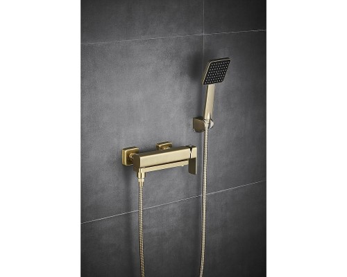 Смеситель для ванны Fmark FS8724-22C цвет Золото матовое