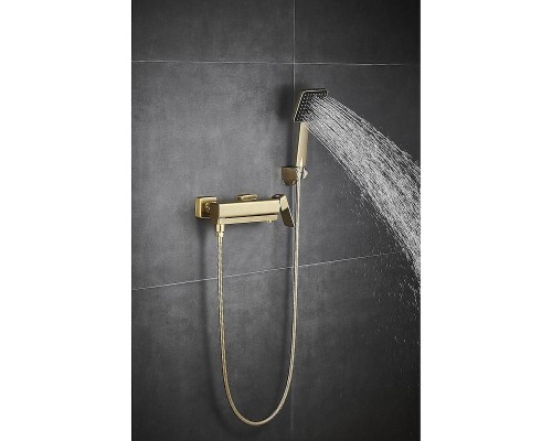 Смеситель для ванны Fmark FS8724-22C цвет Золото матовое