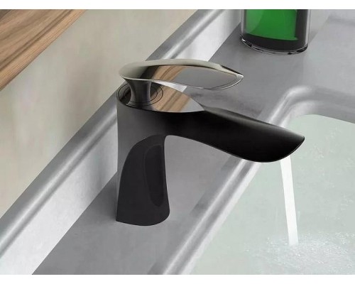 Смеситель для раковины Grocenberg GB2001BC Черный Хром