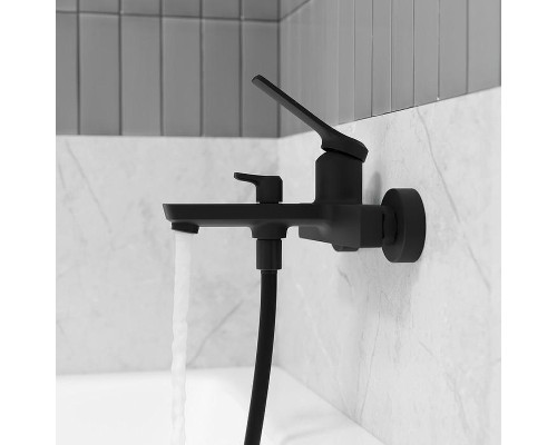 Смеситель для ванны Iddis Parker PARBL02i02WA Черный матовый