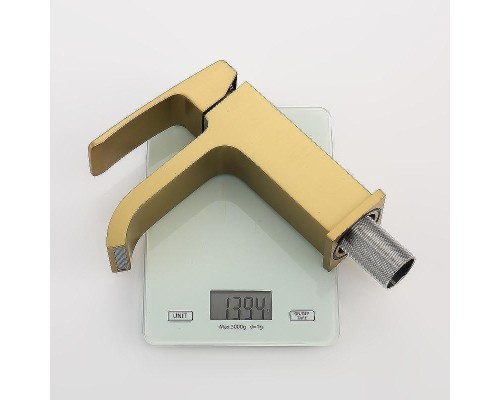 Смеситель для раковины Raglo R02.10.03 Золото матовое