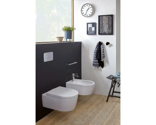 Унитаз Villeroy&Boch Avento 5656HR01 с сиденьем Микролифт