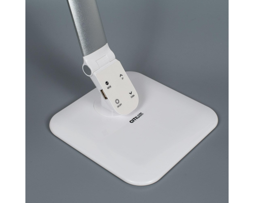 Citilux Ньютон CL803021 LED Настольный светильник с USB